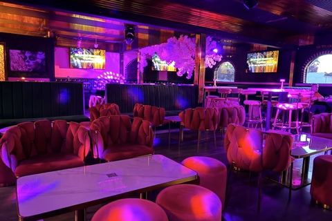 200 Copas Bar & Grill